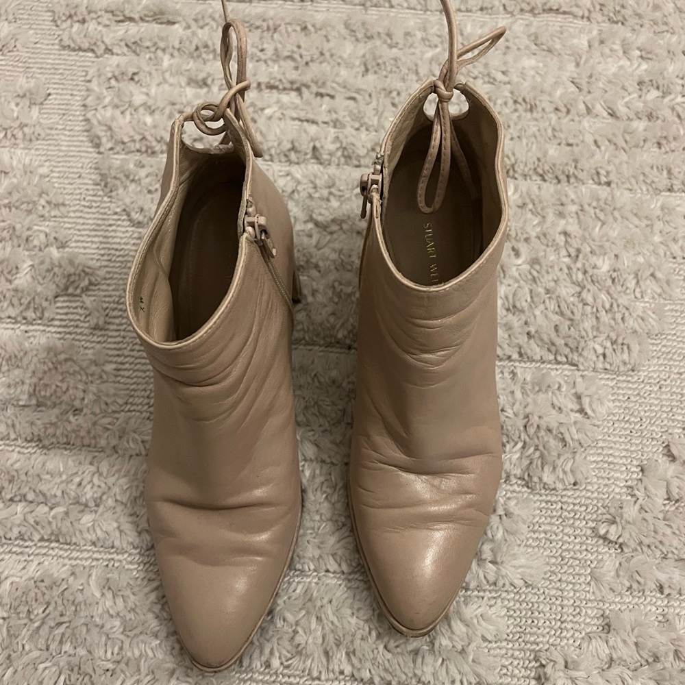 Stuart Weitzman classic tan leather block heel booties - wardrobe staple